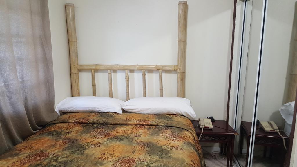 Sunset Gardens Guesthouse Contant  Esterno foto