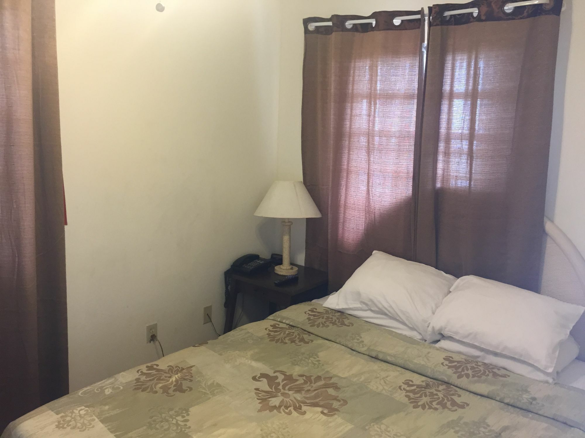 Sunset Gardens Guesthouse Contant  Esterno foto